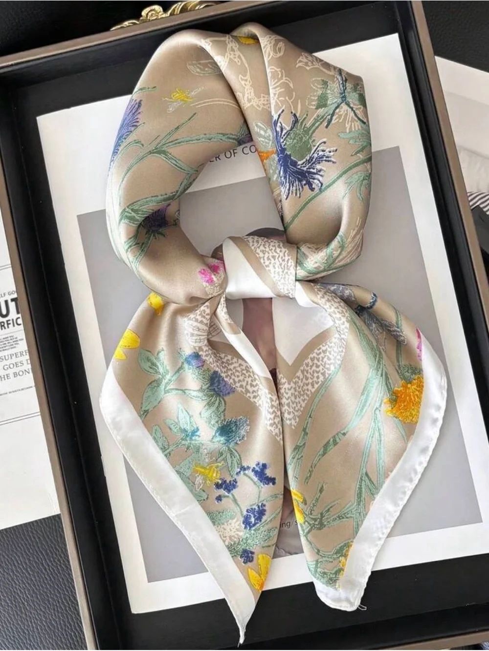 Beige Floral Neck Scarf with blooms M825